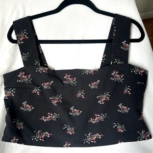 Abercrombie women’s floral crop top sz XL